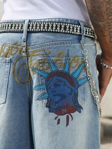 Manfinity EMRG Men's Casual Street Style Blue Denim Printed Shorts - Light Wash - View 9