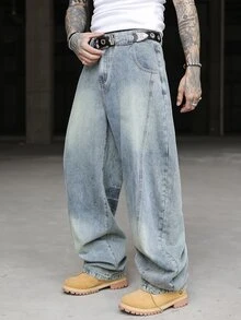 Manfinity EMRG Men's Casual Loose Fit Baggy Jeans With Belt - Light Wash - View 5