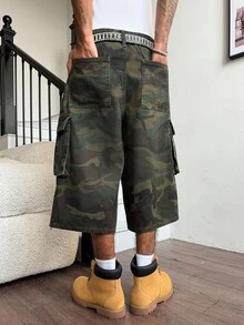 Manfinity EMRG Men's Casual Street Style Embroidered Multi-Pocket Camouflage Denim Shorts - Army Green - View 2