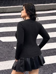 SHEIN CURVE+ Plus Size Casual Solid Color Long Sleeve Button T-Shirt, Comfortable Black Top For Autumn Outings, Suitable For Plus Size 5XL-8XL Fall - Black - View 2