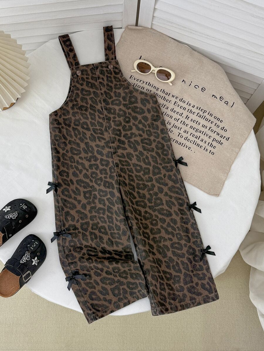 SHEIN Little Byeori 兒童女童黑色蝴蝶結豹紋牛仔寬鬆背帶褲 開學季 - 棕色 - 查看 1