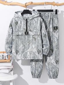 SHEIN 2件組兒童小男孩休閒日常百搭舒適拼接連帽半拉鍊套頭寬鬆長袖外套與寬鬆慢跑長褲梭織套裝，適合學校、花園、海灘、生日，秋冬穿著 - 彩色 - 查看 1