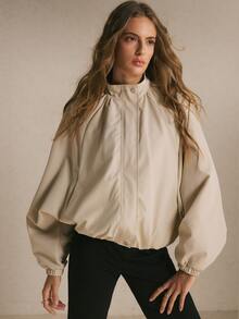 Poéselle Jaket Bomber Wanita Warna Beige Ukuran Besar – Jaket Ringan dengan Resleting Depan, Kerah Corong, Lengan Raglan, dan Manset Elastis, Jaket Musim Gugur dan Musim Dingin Wanita yang Chic - Aprikot - View 3