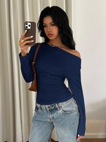 Siren Gaze Women's Solid Color Oblique Shoulder Long Sleeve Ruched Fitted Casual T-Shirt,Fall Winter Blue Spring - Navy Blue - View 3