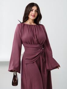 Nour Diyab Gaun Lengan Panjang Minimalis Wanita dengan Tali Serut dan Detail Kerut - Dusty Pink - View 3