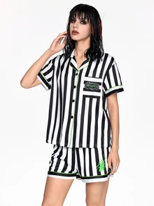 Beetlejuice X ROMWE Letter Stripe Colorblock Single-Breasted Short Sleeve Top And Shorts Pajama Set - Black - View 3