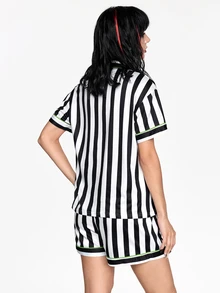 Beetlejuice X ROMWE Letter Stripe Colorblock Single-Breasted Short Sleeve Top And Shorts Pajama Set - Black - View 9
