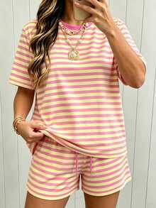 INAWLY 度假風粉色與黃色拼接條紋女款套裝，時尚圓領寬鬆短袖直筒T恤上衣，彈性腰抽繩短褲，適合日常休閒度假街頭穿搭兩件套 - 彩色 - 查看 3