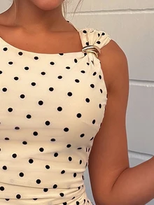 Sandy Gomes 女款波點無袖背心上衣，米色夏季優雅早午餐不對稱修身彈性抓皺休閒襯衫，適合派對、海灘、婚禮、正式場合、商務 - 杏色 - 查看 5