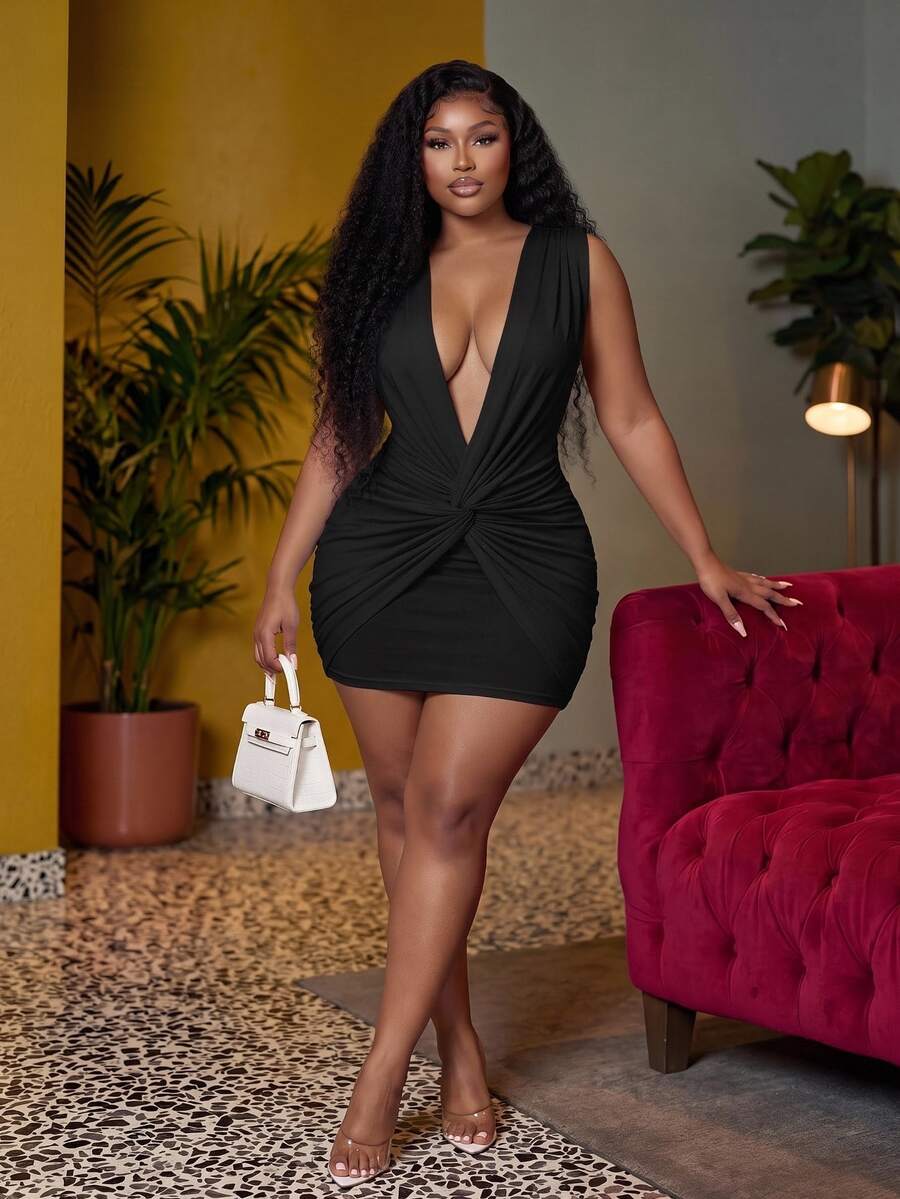 Veslaya New Summer Style, Perfect For Parties, Birthday Parties, Bars, Nightclubs, Christmas, Dates, Cocktail Parties, Evening Parties, And Wedding Seasons. Sexy And Elegant Deep V-Neck Twisted Greek Pleats, Solid White, Plus Size Mini Dress. - Black - View 1