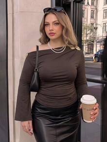 SHEIN MOD Plus Size Brown Asymmetrical Shoulder Bell Sleeve T-Shirt, Elegant Versatile Top, Daily Commute Outfit - Brown - View 6