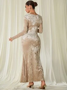 MaterniChic Gaun Hamil Elegan, Pas Badan, Lengan Panjang Warna Khaki, Menampilkan Garis Leher Persegi dan Detail Pinggang Samping Berkerut; Cocok untuk Musim Gugur dan Musim Dingin. - Khaki - View 4