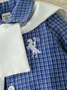 Souflis Souflis 男嬰格紋連身褲 英倫風可愛藍白馬刺繡 仿披肩領長袖翻領 婚禮賓客秋季假期連身衣 鈕扣開襟套裝 - 藍色 - 查看 9