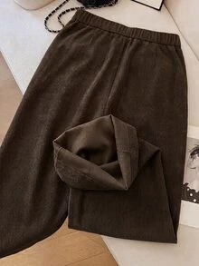 Modelyn Plus Size Vintage Fashion Embroidered Pocket Pants For Vacation And Travel - Coffee Brown - View 2