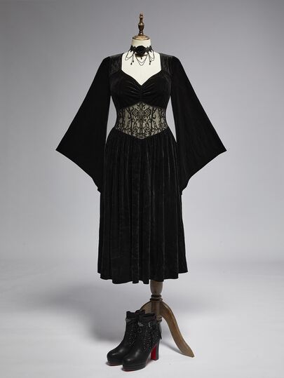 Dark Gothic Vintage Flare Sleeve Romantic Court Style Waist Cutout Cross Vine Embroidery Plus Size Dress