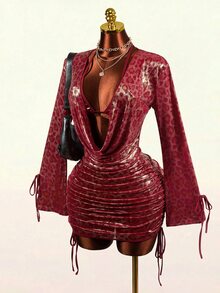 Mistrie Setelan Dua Potong Motif Leopard Merah Berkilau Metalik Gaya Milenium Y2K: Rok Mini Ketat Berlipit dengan Tali Serut dan Atasan Bikini Tanpa Punggung dengan Tali Tipis - Burgundy - View 5