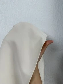 SHEIN Frenchy 大尺碼女款白色棕色領上衣與條紋長褲套裝，適合早午餐、正式場合、秋季休閒優雅穿搭 - 彩色 - 查看 10