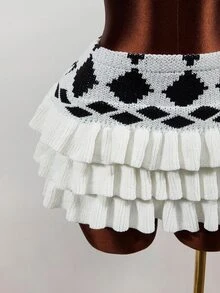 Mistrie Setelan 2 Potong Atasan Rajut Motif Geometris dan Rok Mini untuk Wanita - Hitam dan Putih - View 6