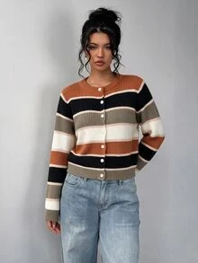 SHEIN BASICS 休閒極簡條紋女款開襟針織衫，適合秋冬外出，女款秋冬毛衣，女款秋冬服飾，秋季穿搭，女款通勤穿搭，基礎上衣，外出穿搭，機場穿搭 - 黑色 - 查看 3