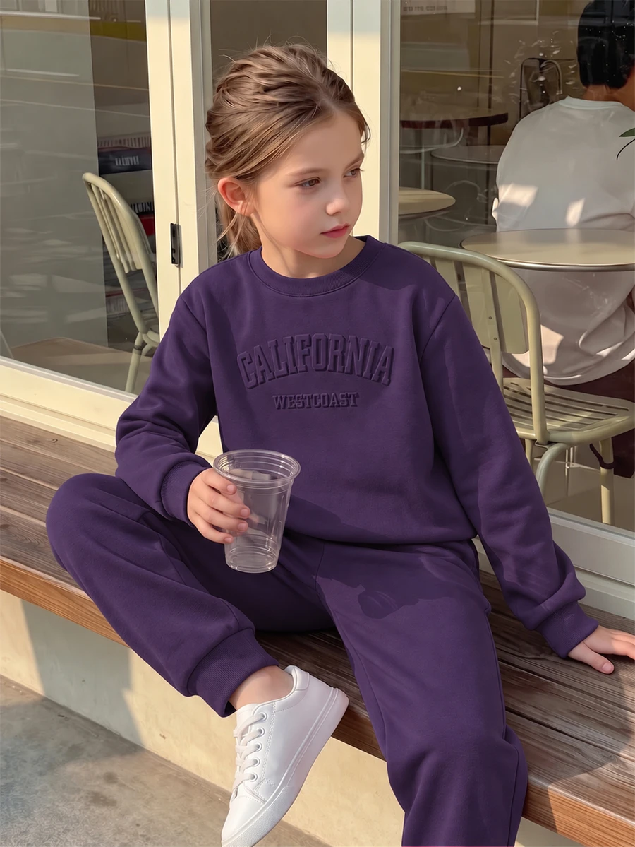 SHEIN Tween Girls 2 Piece Sweatshirt Jogger Set, California Graphic, Crew Neck Long Sleeve Fleece Lined Outfit For School, Sports, Party, Fall/Winter