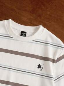 Manfinity Joysei Men's Crew Neck Casual Striped Print T-Shirt, Simple & Versatile - Apricot - View 3