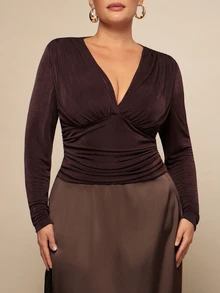 SHEIN BAE CURVE Atasan Kasual Lengan Panjang Berlipit Warna Polos untuk Wanita Ukuran Besar, Tahun Baru, Thanksgiving, Natal, Seksi, Halloween, Atasan Dasar, Kerja, Musim Gugur/Dingin 2026 - Coffee Brown - View 5