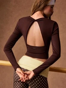 VARSIVA Women's Backless Twisted Design Long Sleeve Fitted Cropped Sports T-Shirt - Coffee Brown - View 10