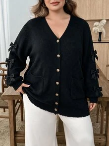 SHEIN CURVE+ 大尺碼女款純色蝴蝶結裝飾寬鬆針織開襟衫 商務休閒優雅可愛鬆垮風 秋季度假正式黑色家庭晚宴穿搭 - 黑色 - 查看 1
