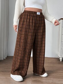 SHEIN CURVE+ Plus Size Women's High Waist Loose Corduroy Fabric Pants With Pockets & Patch Design, - Multicolor - View 4