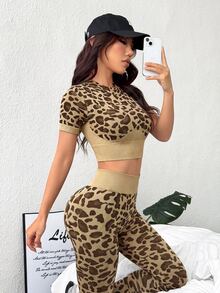 Slayform Women's Light Brown Leopard Print Seamless Sports Set - Multicolor - View 2