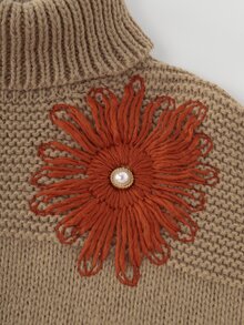 Holdful Holdful Sweater Wanita Lengan Panjang Kerah Tinggi Bahu Longgar dengan Dekorasi Bunga 3D - Coklat - View 5