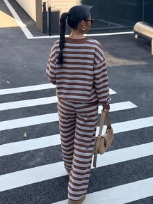 Muchica 復古學院風條紋女款V領長袖運動衫與寬鬆寬腿運動長褲2件套，適合秋冬、休閒通勤、約會、派對、婚禮、海灘、畢業典禮，優雅休閒，Y2K風格，音樂節等多種場合 - 彩色 - 查看 2