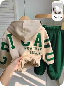 SHEIN Unisex Baby Boy/Girl, Toddler 2pcs Autumn/Winter Thermal Lined Thickened Casual Fashion Back Slogan Graphic Hooded Sweatshirt Set, Baby Winter Clothes, Tracksuit, Christmas - Dark Green - View 1