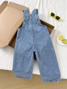 SHEIN Vintaside Kids 少女休閒百搭牛仔吊帶褲，四季皆宜，復古淺藍牛仔色搭配雛菊與向日葵刺繡，寬鬆直筒版型，舒適純棉牛仔布，日常穿著時尚百搭套裝 - 中等水洗藍 - 查看 2