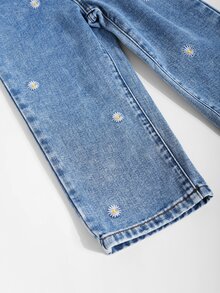 SHEIN Vintaside Kids 少女休閒百搭牛仔吊帶褲，四季皆宜，復古淺藍牛仔色搭配雛菊與向日葵刺繡，寬鬆直筒版型，舒適純棉牛仔布，日常穿著時尚百搭套裝 - 中等水洗藍 - 查看 7