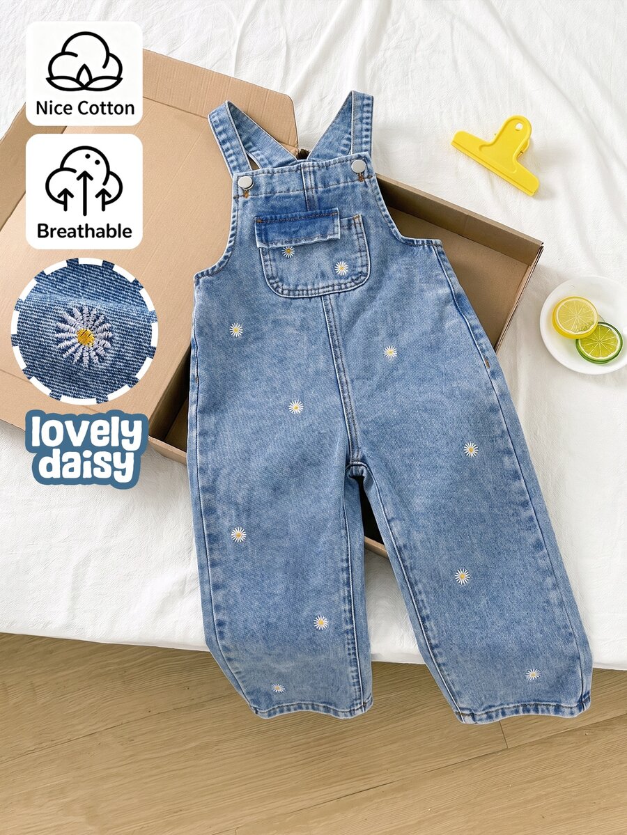 SHEIN Vintaside Kids 少女休閒百搭牛仔吊帶褲,四季皆宜,復古淺藍牛仔色搭配雛菊與向日葵刺繡,寬鬆直筒版型,舒適純棉牛仔布,日常穿著時尚百搭套裝 - 中等水洗藍 - 查看 1