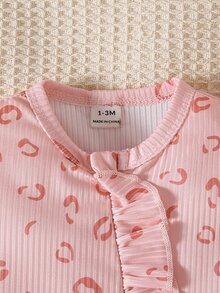 SHEIN 新生女嬰粉色豹紋連身包屁衣附腳套、蝴蝶結帽子、秋季蜂巢針織荷葉邊洋裝，家庭拍照親子套裝女嬰款 - 淺粉色 - 查看 10
