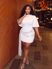 Slaydiva Elegant Sexy White Plus Size Mini Dress For Party And Date, Backless Fitted Ruffle Ruched Sequin Patchwork Dress - White - View 11