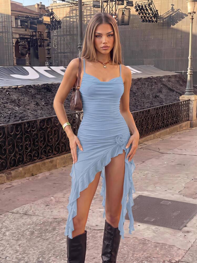 Sweetina فستان صيفي للنساء بتصميم متساقط غير متماثل الذيل مع تريم زهري ثلاثي الأبعاد، قطع كاجوال للعطلات بلون أحادي، متسامح - أزرق فاتح اللون - مشاهدة 1