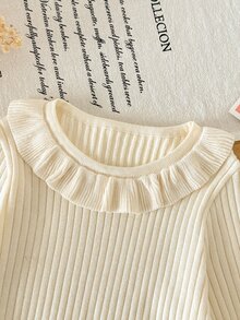 SHEIN Girls' Autumn/Winter Fashion Vintage Vertical Striped Textured Cute Ruffle Design Knitted Sweater Long Sleeve Base Layer, Suitable For Daily Wear, Outings, Travel, Vacation, Parenting And Other Occasions, Also Suitable For Autumn/Winter Season, Christmas, Back To School, Parties And Other Occasions - White - View 4
