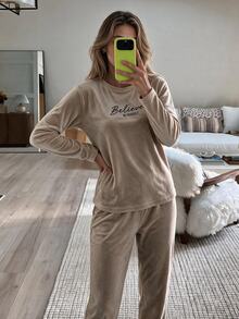 Pyjamas i långärmat set - Champagne - Visa 5