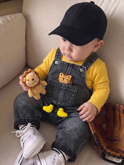 SHEIN 2 Piece/Set Baby Boy Yellow Solid Color Round Neck Long Sleeve T-Shirt And Black Washed Denim Overalls With 3D Lion Plush Doll Cute Casual Vintage Kor