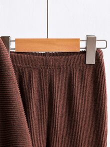 SHEIN Young Girls Spring/Autumn/Winter Casual T-Shirt & Pants, Asymmetrical Pullover Button Collar, Knitted Ribbed Fabric, Brown Coffee Long Sleeve Top Flared Pants - Brown - View 9