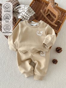 SHEIN 2件組新生兒男嬰卡其色微笑臉印花可愛復古休閒極簡韓風衛衣套裝，長袖長褲卡通鬼臉印花時尚衛衣與運動褲套裝，適合春秋日常外出或室內多用途穿著 - 卡其色 - 查看 4