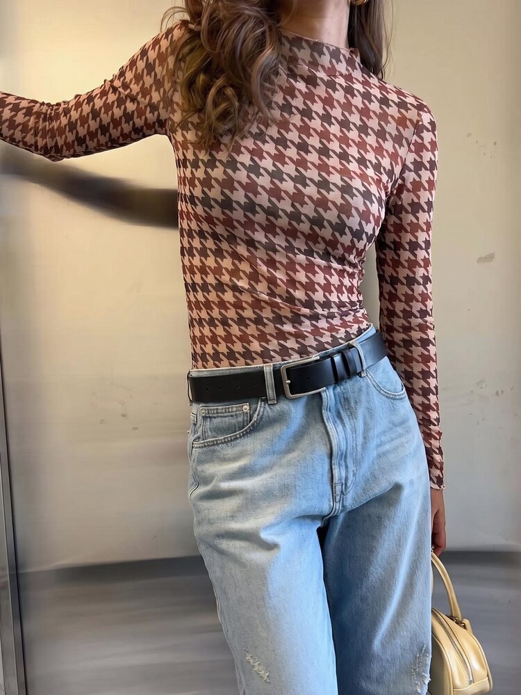 Anewsta Modern Fashion Elegant Digital Houndstooth Print Long Sleeve Women's T-Shirt, Going Out Tops, Basic Tops, Basic Blouses, Elegant Women's Blouses - Mocha Brown - View 3