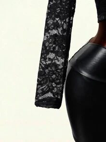 Mistrie Kaos Lengan Pendek/Panjang Slim Fit Seksi Transparan dengan Motif Renda Hitam - Hitam - View 9