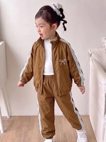 SHEIN Genkimix Kids 2件組女童秋季防風外套套裝，蝴蝶結刺繡織帶裝飾立領拉鍊夾克配長褲，適用萬聖節/派對/節日 - 棕色 - 查看 5