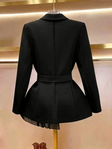 GlowEve CURVE Blazer Jala Kontras Hitam dengan Ikat Pinggang untuk Wanita Ukuran Plus - Hitam - View 2