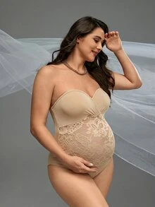 Cheriluna Maternity 孕婦夏季優雅花卉蕾絲拼接連身褲塑身衣 拍照道具配件 - 杏色 - 查看 2