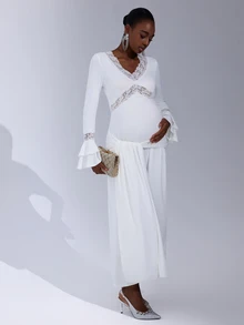 Cheriluna Maternity Maternity Photoshoot V-Neck Lace Patchwork Long Sleeve Ruffle Hem Fitted Maxi Dress - White - View 2